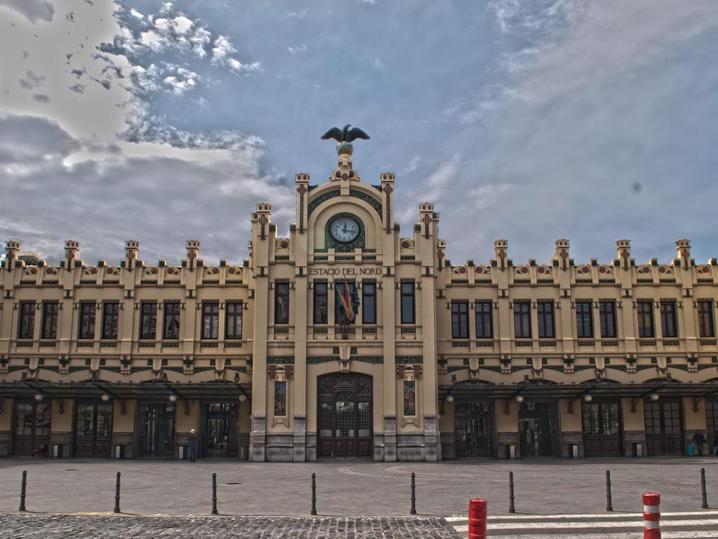 Апартаменты Travel Habitat - Centro Валенсия Номер фото